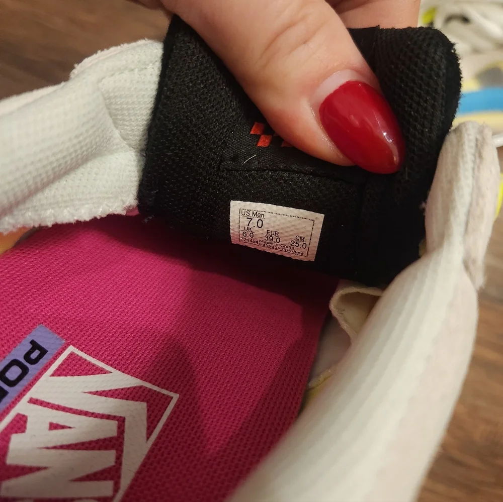 Vans Wavee Neon Sneakers - Picture 5 of 5